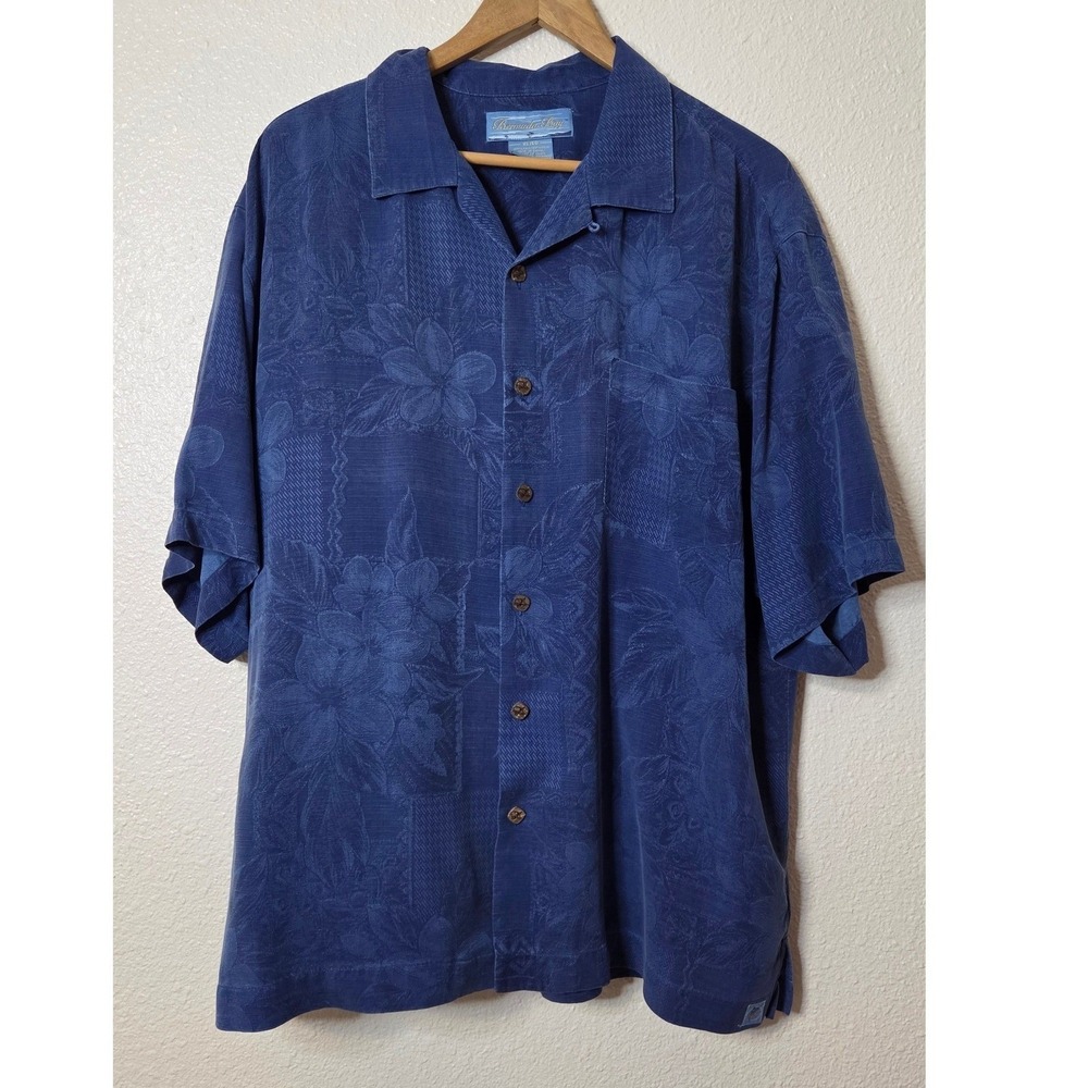 Bermuda Bay 100% Silk Shirt XL Blue Hawaiian Floral Jacquard Resort Button Up